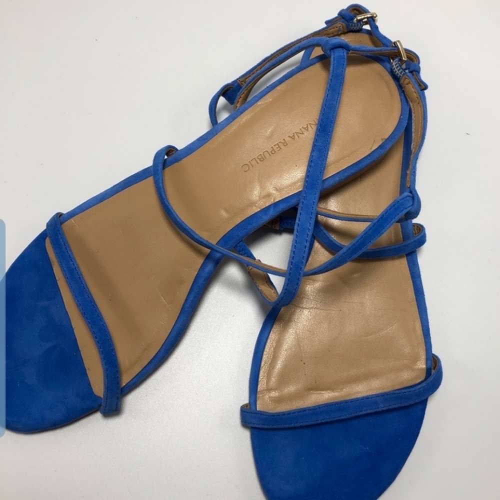 Banana Republic Royal blue scrappy flat sandal